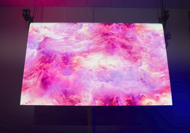 Primeview ReVolve LED Roll-Up Display